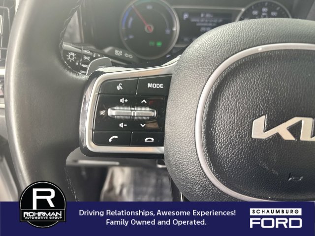 Used 2022 Kia Sorento SX w/ Panoramic Sunroof Package AWD/4WD image 12