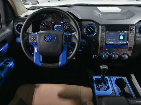 Used 2016 Toyota Tundra SR5 w/ TRD Off Road Package AWD/4WD image 21