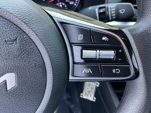 Used 2024 Kia Forte LXS image 30