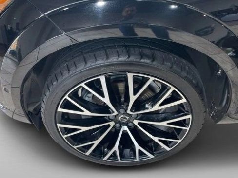Used 2022 Volvo XC60 T8 R-Design w/ Advanced Package image 20