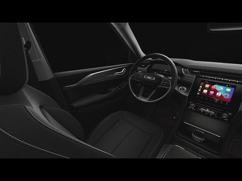 New 2025 Jeep Grand Cherokee L Laredo image 8