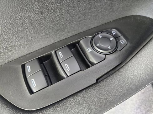 New 2026 Chevrolet Blazer LT w/ LPO, Black Grille Bar Package FWD image 25