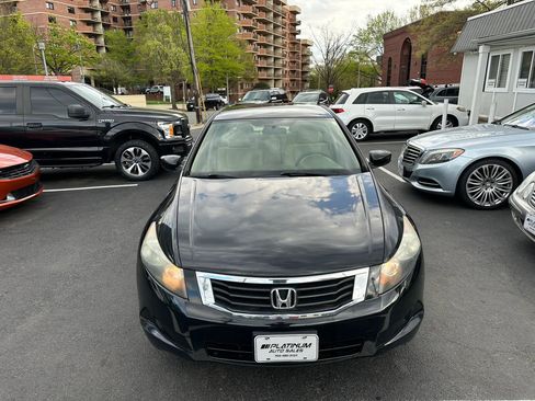 Used 2010 Honda Accord LX-P image 3