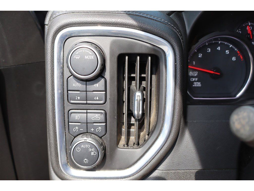 Used 2021 Chevrolet Silverado 1500 RST AWD/4WD image 29