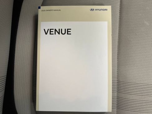 Used 2025 Hyundai Venue SEL FWD image 34