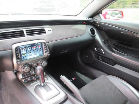 Used 2013 Chevrolet Camaro ZL1 RWD image 12