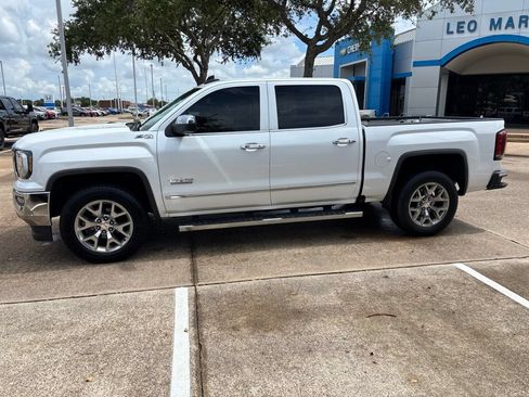 Used 2018 GMC Sierra 1500 SLT w/ Texas SLT Premium Package AWD/4WD image 8