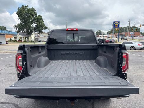Used 2017 GMC Sierra 1500 Denali AWD/4WD image 10