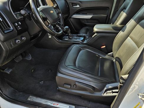 Used 2020 Chevrolet Colorado ZR2 image 15