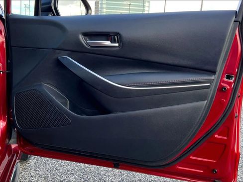 Used 2025 Toyota Corolla SE w/ SE Premium Package image 22