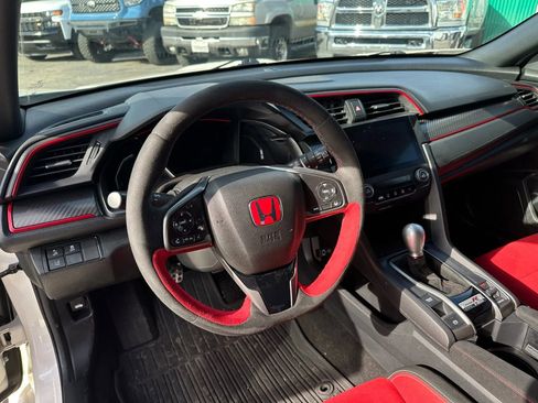Used 2021 Honda Civic Type R image 9