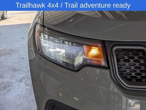 Used 2023 Jeep Compass Trailhawk AWD/4WD image 10