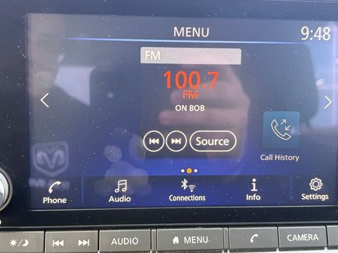 Used 2024 Nissan Altima 2.5 SV image 16