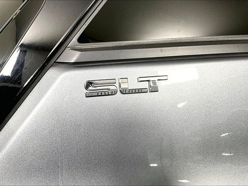 Used 2019 GMC Terrain SLT w/ Preferred Package image 14