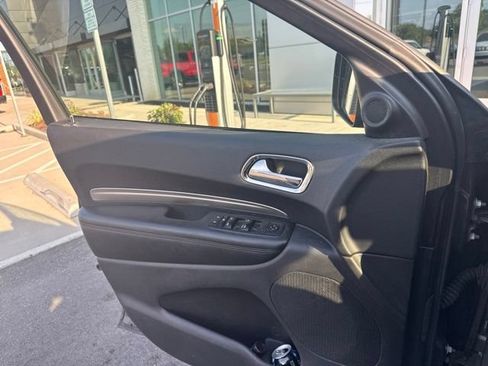 Used 2018 Dodge Durango SXT w/ 3rd Row Seating Group RWD image 16