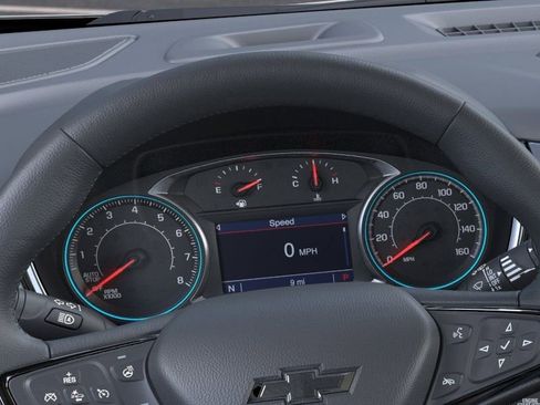 Used 2024 Chevrolet Equinox RS w/ RS Leather Package image 18