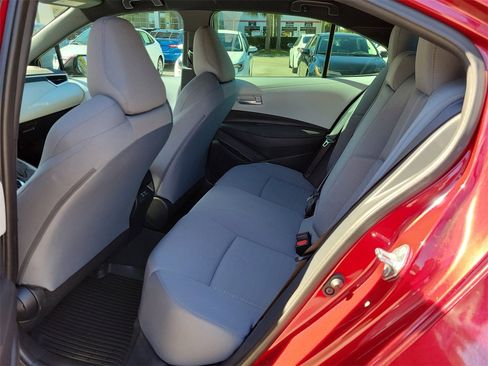 Used 2024 Toyota Corolla SE image 10