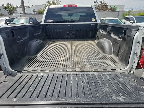 Used 2017 Chevrolet Silverado 1500 Custom w/ LPO, Black Pack AWD/4WD image 18