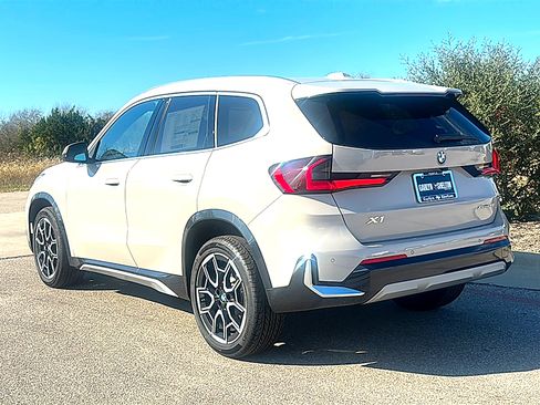 New 2026 BMW X1 xDrive28i w/ Technology Package AWD/4WD image 6