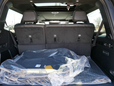New 2026 Jeep Grand Wagoneer 4WD image 11