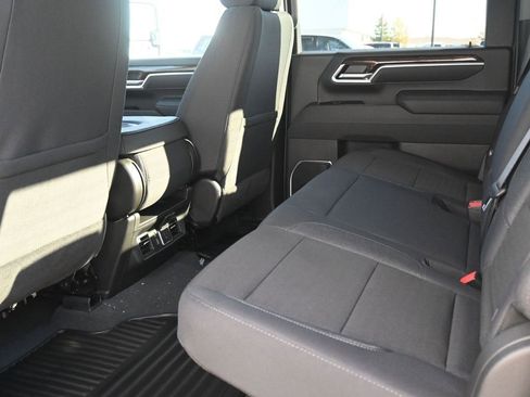 New 2026 GMC Sierra 3500 SLE w/ SLE Value Package image 17