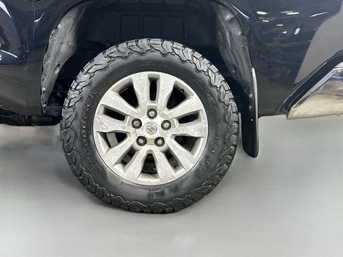 Used 2015 Toyota Tundra Limited AWD/4WD image 24
