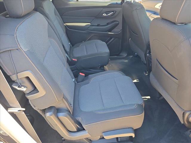 Used 2018 Chevrolet Traverse LT FWD image 18