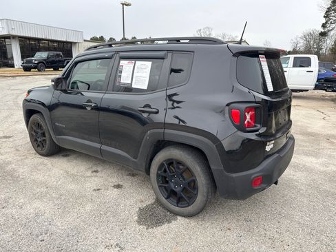 Used 2020 Jeep Renegade Altitude image 7