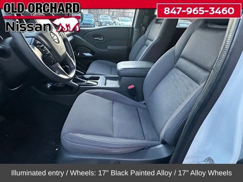 Used 2023 Nissan Frontier SV w/ Midnight Edition Package image 11