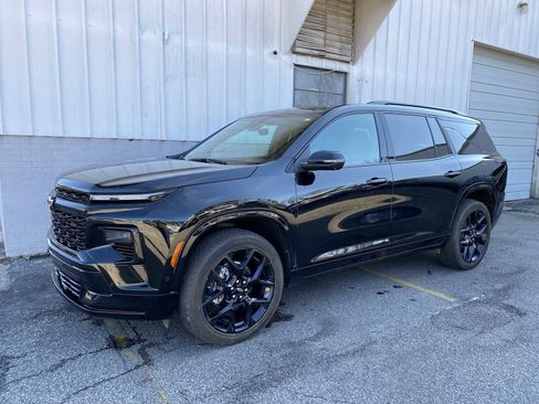 Used 2024 Chevrolet Traverse RS image 10