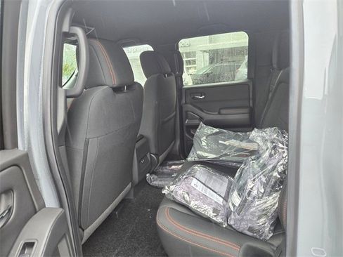 New 2025 Nissan Frontier PRO-4X w/ Pro Premium Package image 12