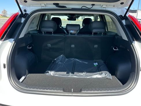 New 2025 Kia Niro EX image 33