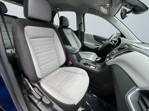 Used 2023 Chevrolet Equinox LS FWD image 15
