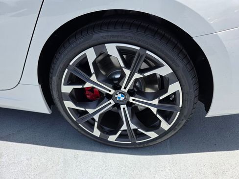 New 2026 BMW 330i Sedan w/ M Sport Package RWD image 6