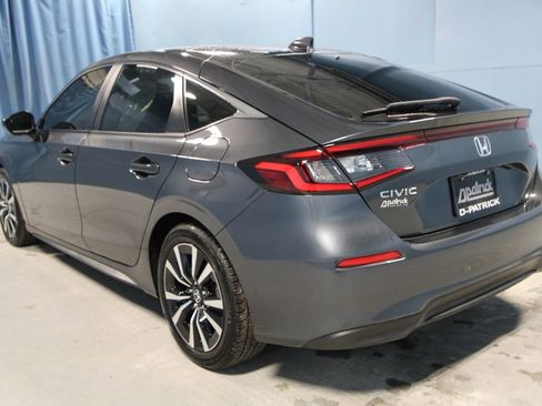 Used 2024 Honda Civic EX-L image 28