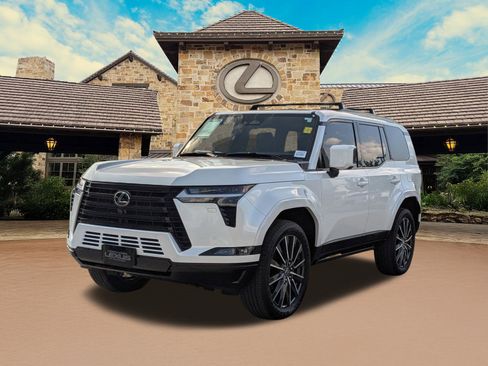 Certified 2025 Lexus GX 550 w/ Accessory Package (2T) image 4
