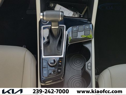Certified 2024 Kia Sportage EX FWD image 20
