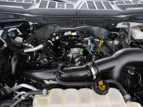 Used 2022 Ford F150 XLT w/ Equipment Group 302A High AWD/4WD image 31