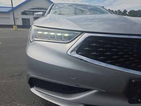Used 2018 Acura TLX V6 SH-AWD w/ Technology Pkg image 28