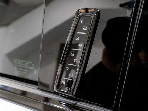 Used 2025 GMC Yukon AT4 w/ Premium Trailering Package image 11