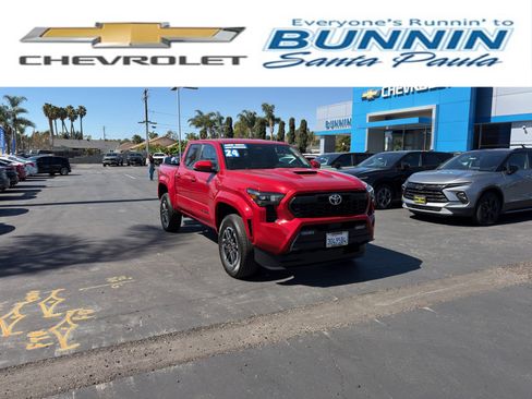 Used 2024 Toyota Tacoma TRD Sport w/ TRD Sport Upgrade Package image 1