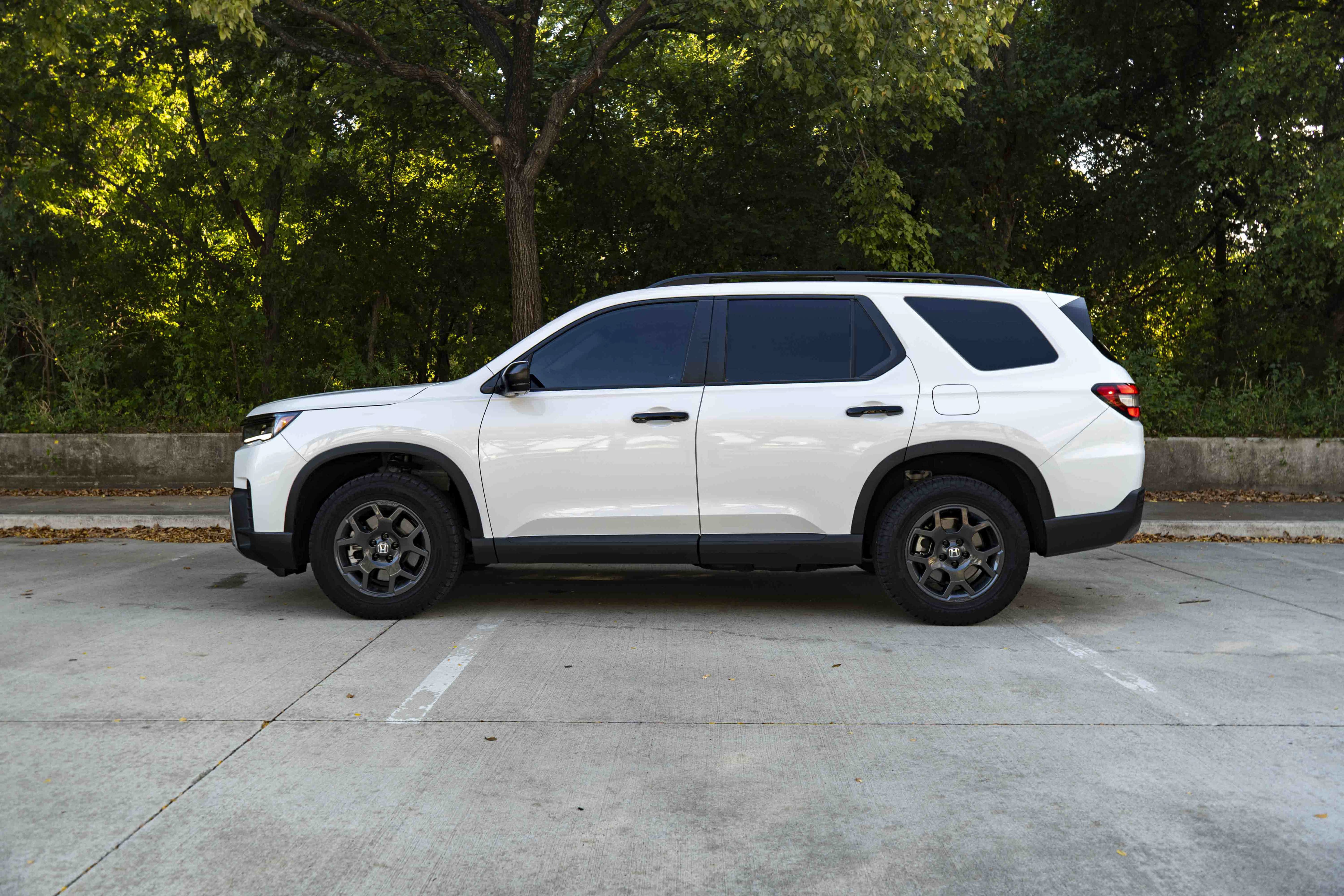 Certified 2026 Honda Pilot TrailSport image 6