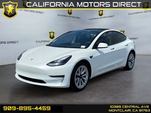Used 2023 Tesla Model 3 Standard Range RWD image 1