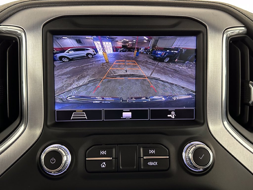 Used 2020 GMC Sierra 1500 Elevation w/ Elevation Value Package AWD/4WD image 17