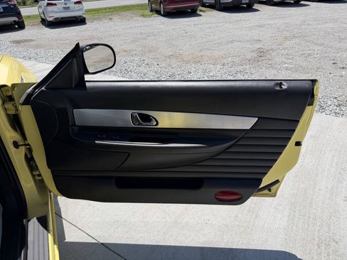 Used 2002 Ford Thunderbird RWD image 16