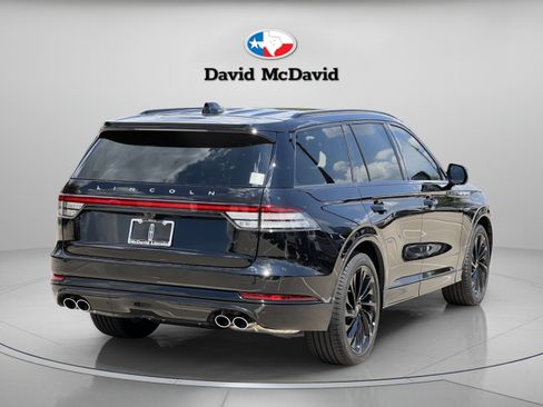 Certified 2025 Lincoln Aviator Reserve w/ Equipment Group 201A AWD/4WD image 8