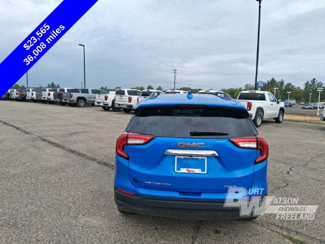 Used 2024 GMC Terrain SLE w/ Driver Convenience Package AWD/4WD image 5