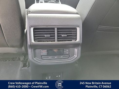 New 2026 Volkswagen Atlas SE image 52