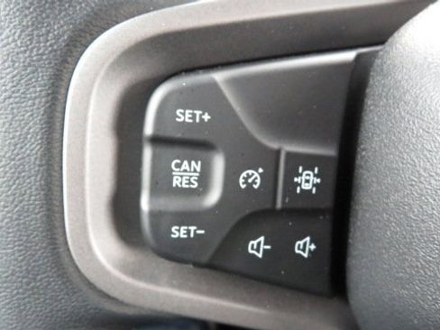 Used 2025 Ford Bronco Outer Banks image 24