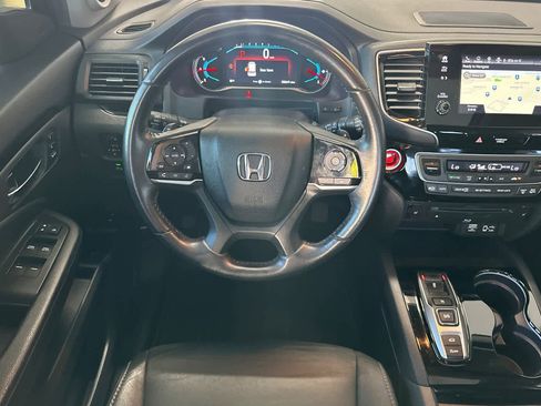 Used 2019 Honda Pilot Touring image 15